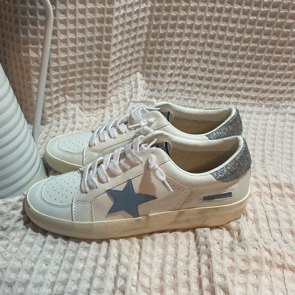 Vintage Havana White Sneakers with Blue Star and Silver Heel
